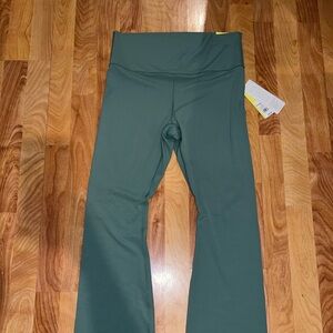 All in motion green leggings size:(XL)